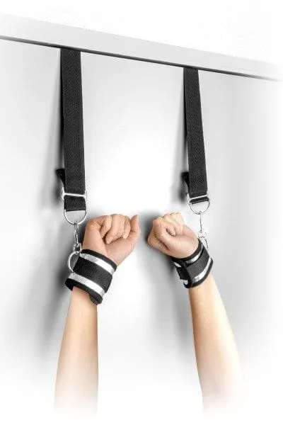 Fetish Tentation Door Hanger Handcuffs