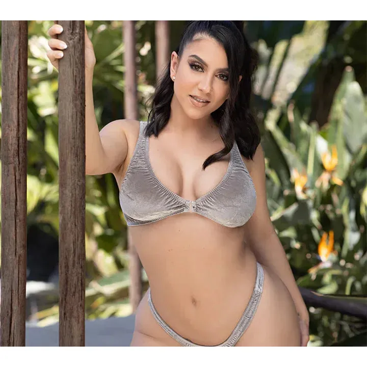 Fleshlight® Girl Lena The Plug Perfect Butt Masturbator